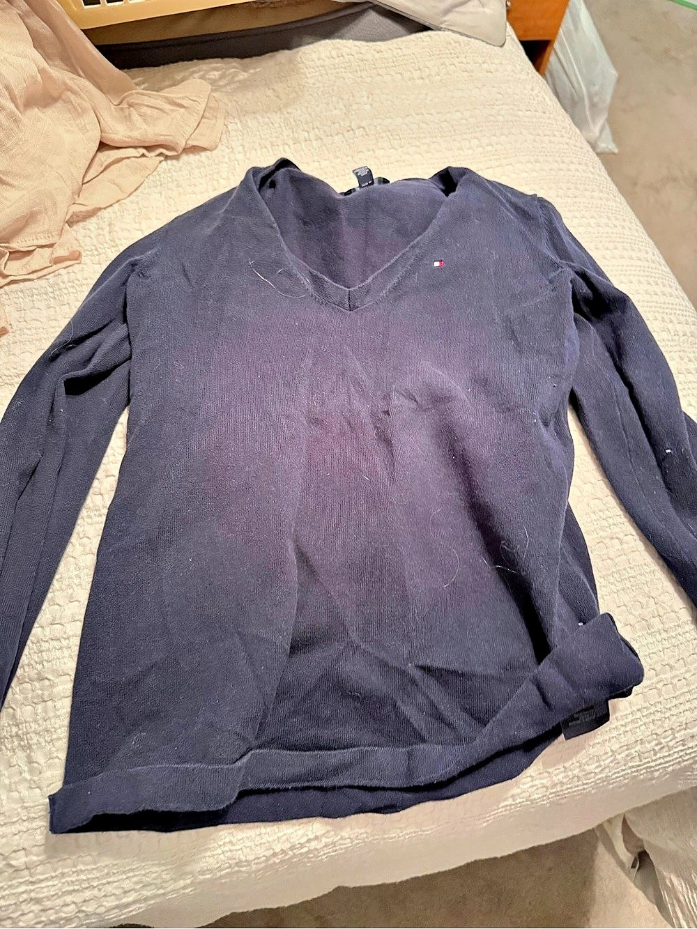 Tommy Hilfiger Essential Cotton V-Neck Sweater Long Sleeve V-Neck Top in Blue